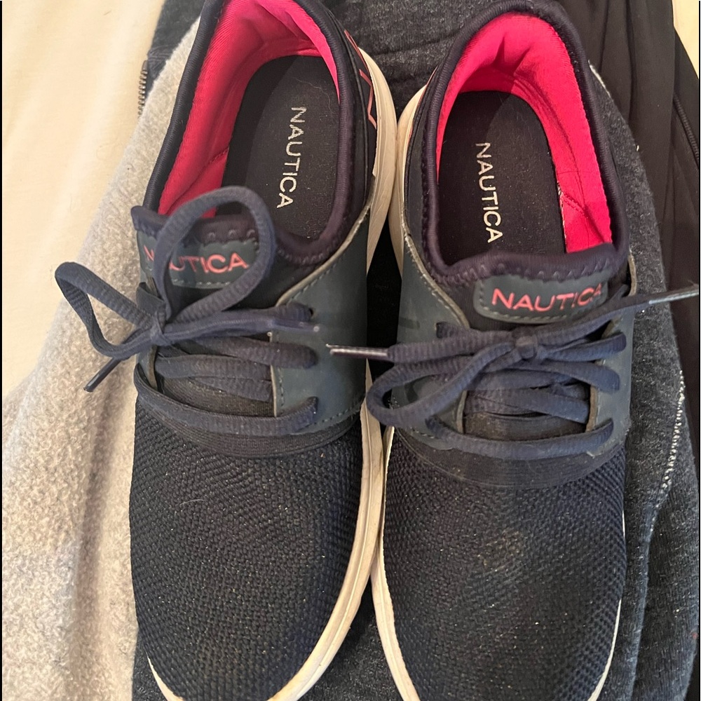 Nautica sneakers like new